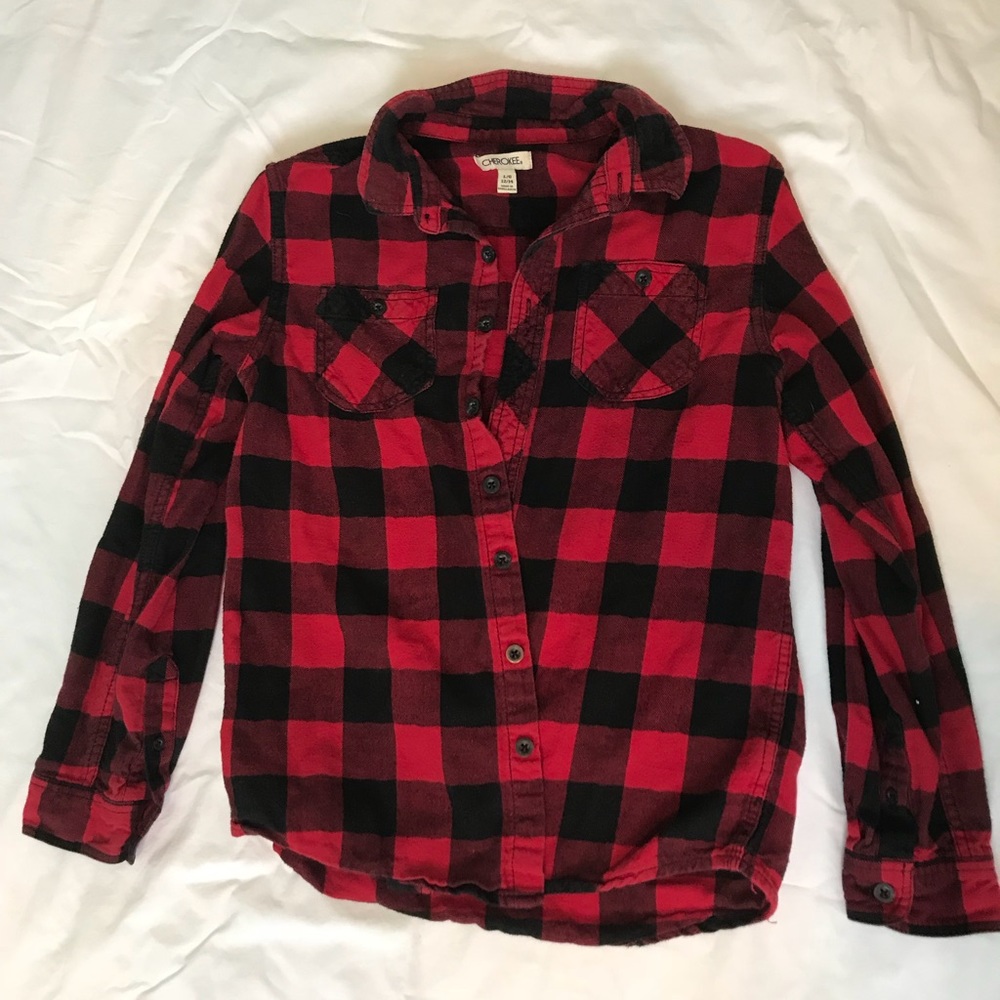 red and black flannel shirt